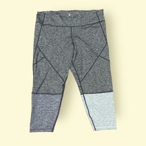 Gap fit women capris size XXL